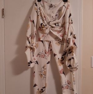 2 piece long sleeve mulitcolor...outfit